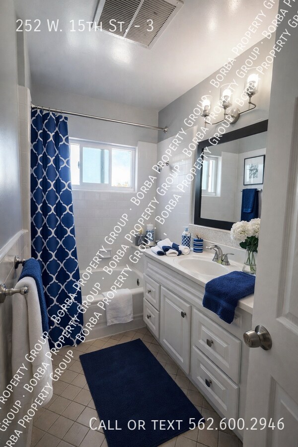 Building Photo - 252 W 15th St