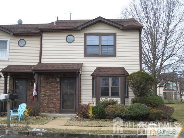 Primary Photo - 138 Leah Ct