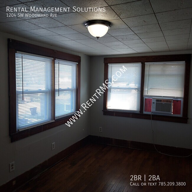 Building Photo - 1204 SW Woodward Ave