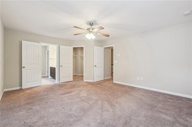 Building Photo - 4981 Bramblewood Cir