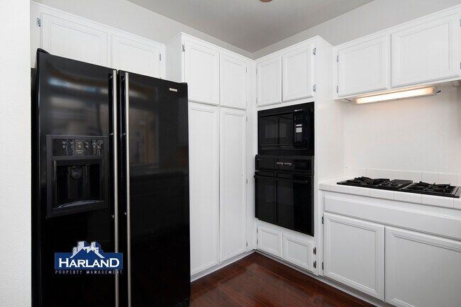 Building Photo - 7110 Calabria Ct