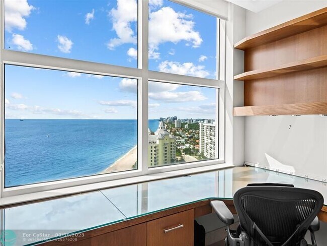 Building Photo - 2110 N Ocean Blvd