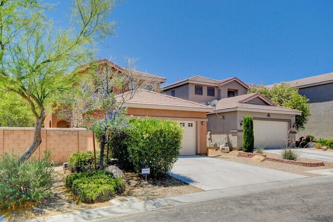Building Photo - MARVELOUS 2 Story, 3 Bedroom Home with LOF...