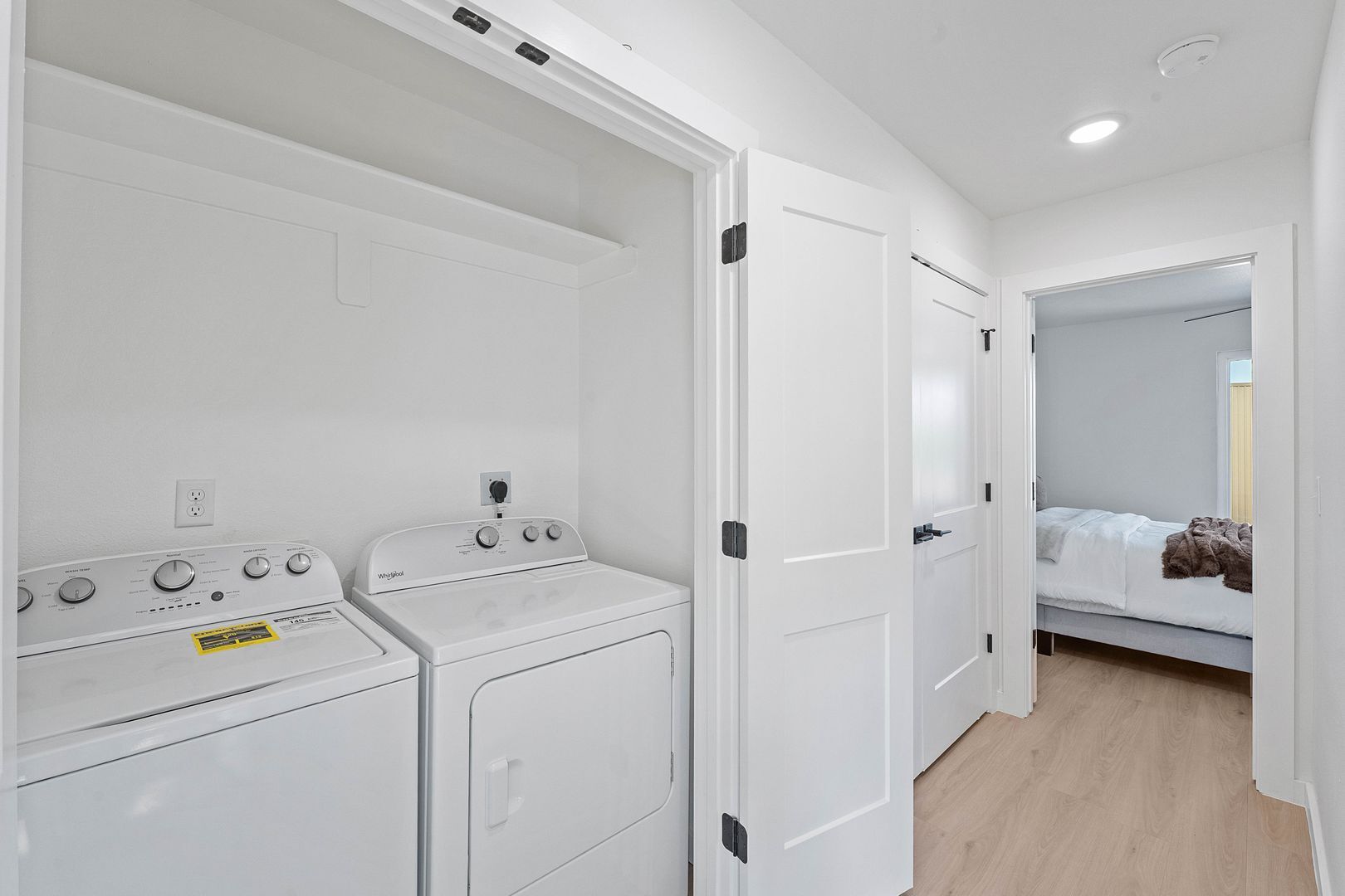 Building Photo - 1440 Hendon St