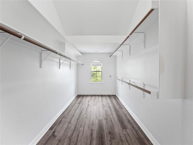 Building Photo - 2308 Fountain Gate Dr