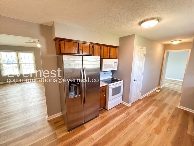 Building Photo - 4225 Horseshoe Bend Trail