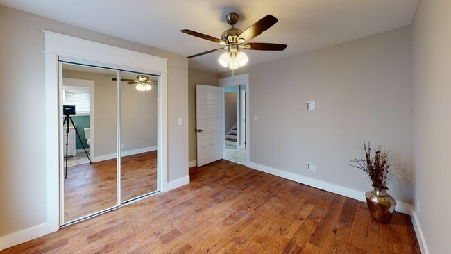 Building Photo - 6BR/4BA Cottage in Fort Sanders | Walk to ...