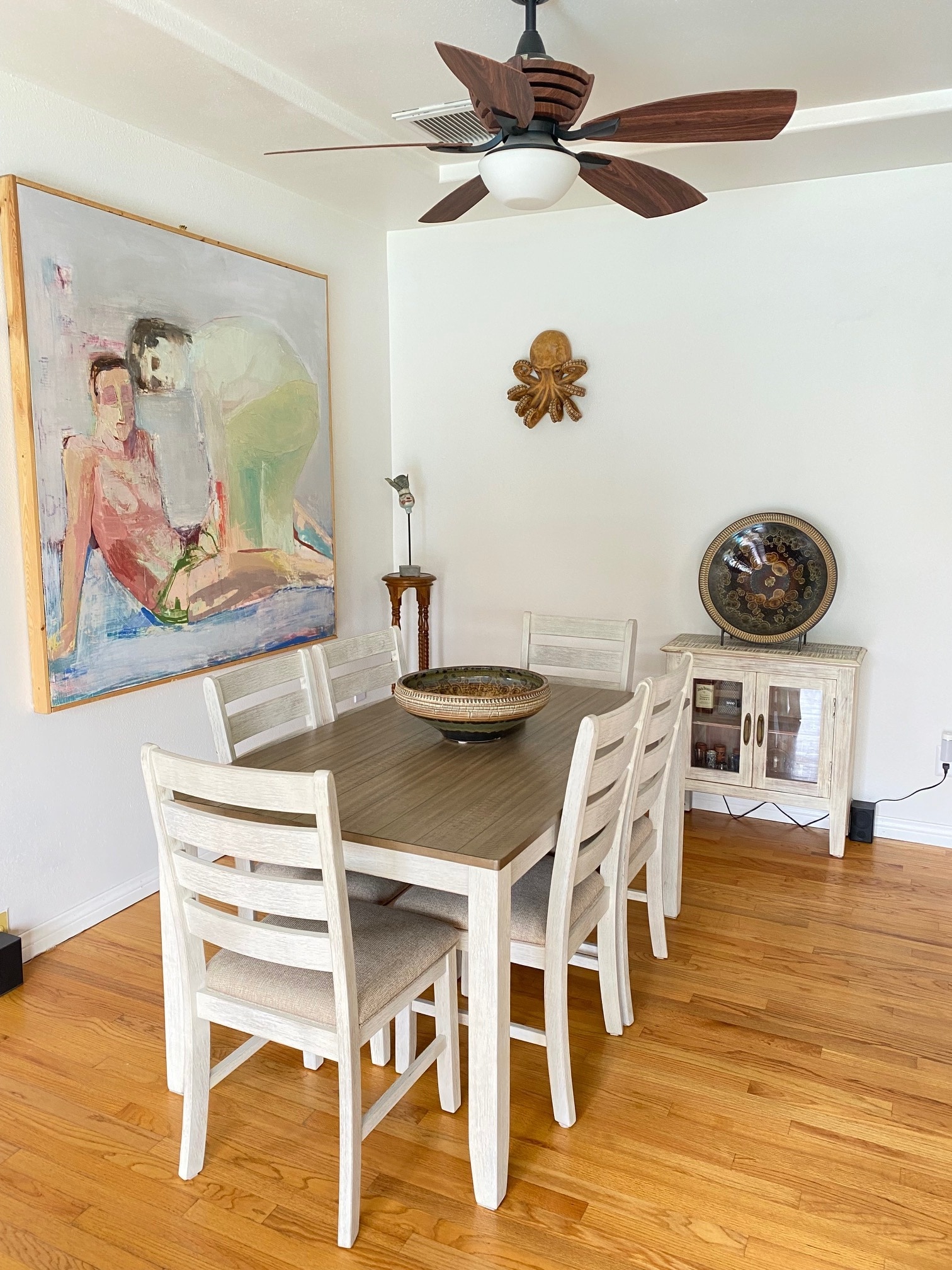 Building Photo - 1466 N Caswell Ave