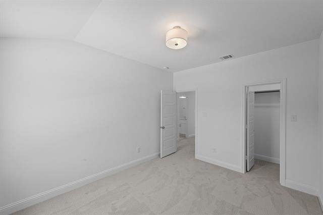 Building Photo - 307 Athenia Dr