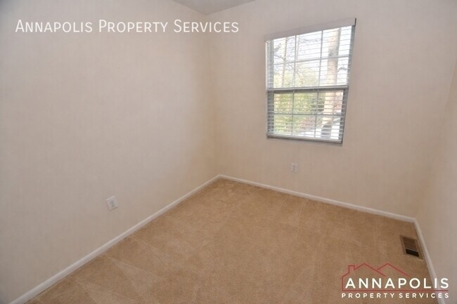 Building Photo - 1702 Forestville Rd