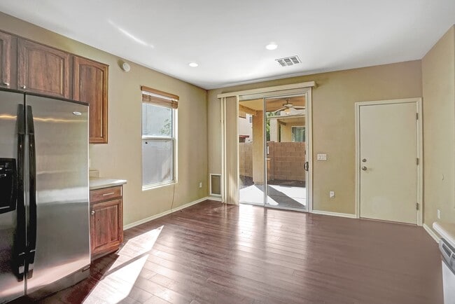 Building Photo - 7630 E Ocotillo Overlook Dr