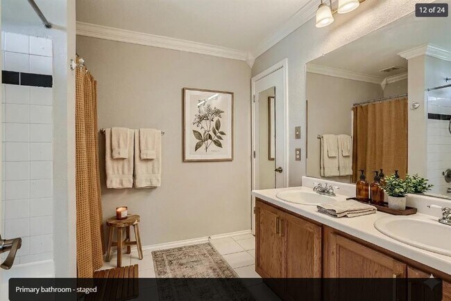 Building Photo - 221 Almquist St