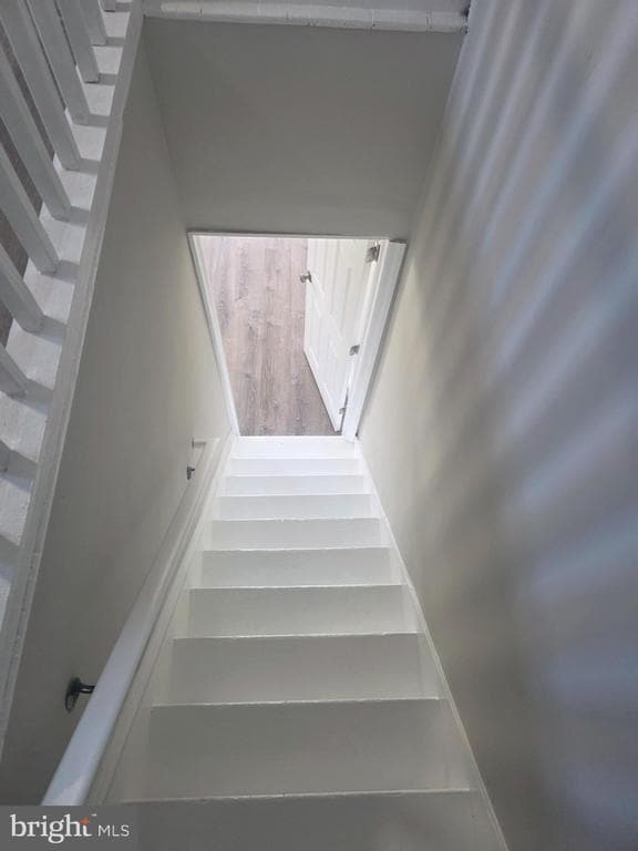 Building Photo - 549 Brunswick Ave