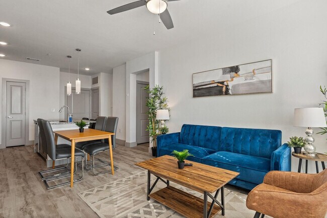 Building Photo - 12100 1/2 Ferrystone Glen Drive-SI ID1343249P