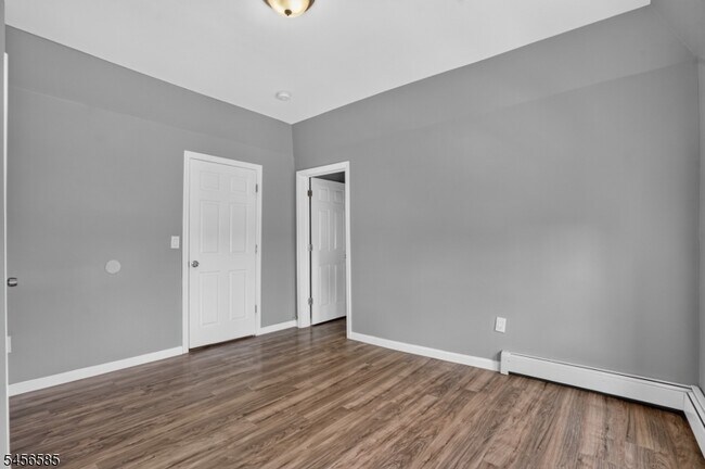 Building Photo - 24 Millington Ave