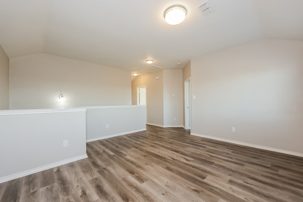 Building Photo - 1720 Kings Glen Ln