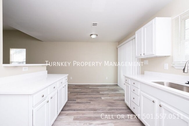 Building Photo - 4523 W 21st St