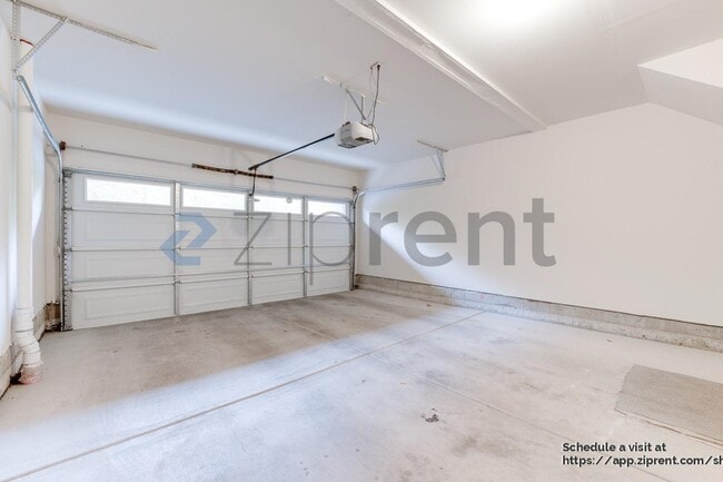 Building Photo - 23831 5th Ave SE