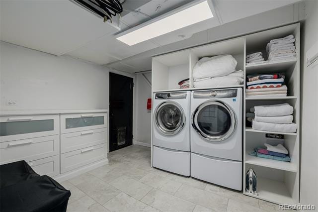 Building Photo - 353 Bellaire St