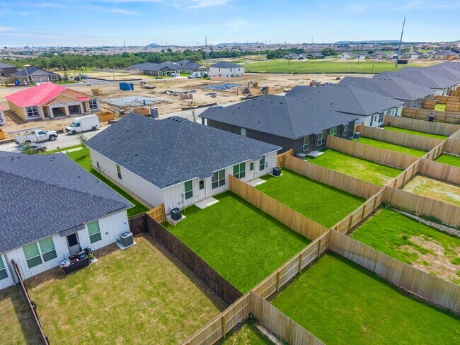 Building Photo - 3903 Sugar Hackberry Trl