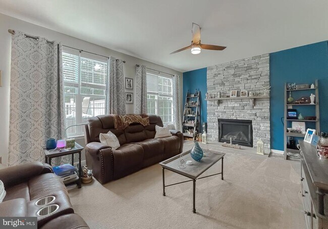 Building Photo - 46834 Jillian Grace Ct