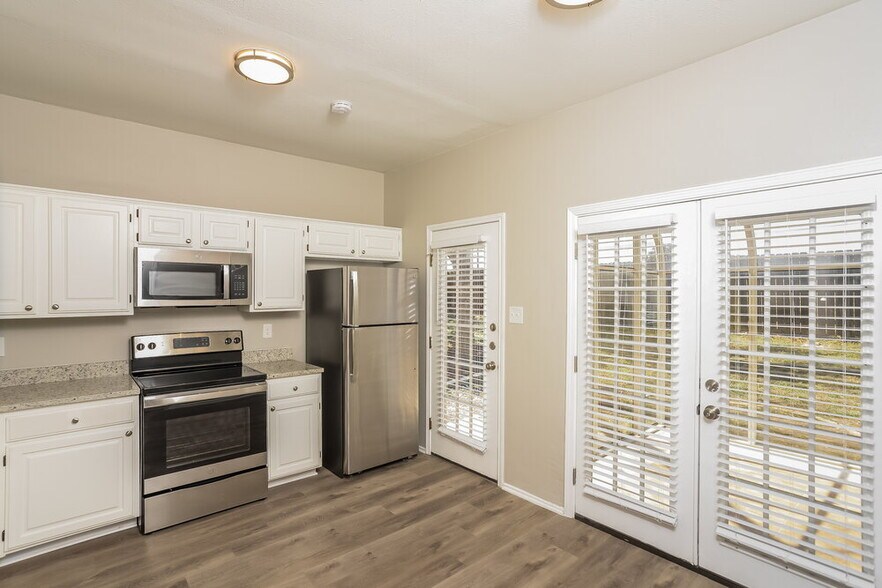 Building Photo - 11659 Foxford