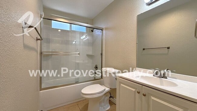 Building Photo - 14313 Osage Rd