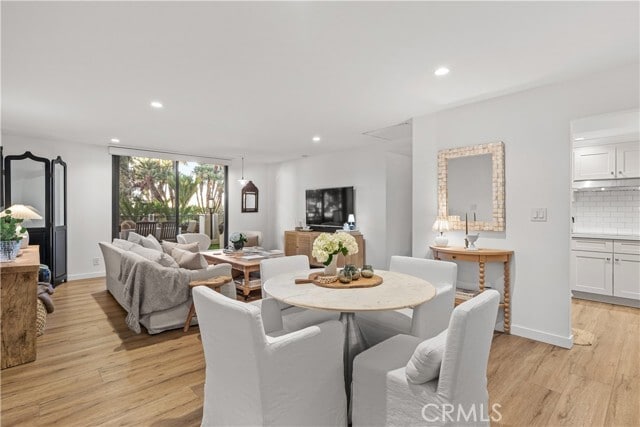 Building Photo - 601 Lido Park Dr