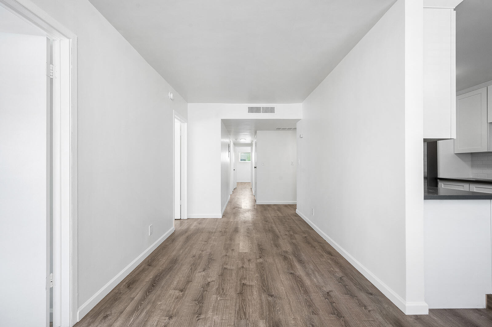 Building Photo - 6133 Whitsett Ave