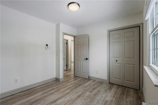 Building Photo - 57 Beechwood Rd