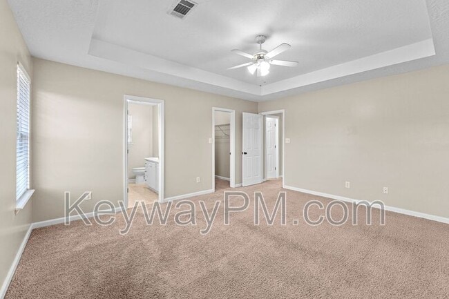 Building Photo - 124 Summerfield Cir