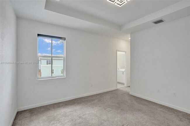 Building Photo - 4669 NW 118th Ave