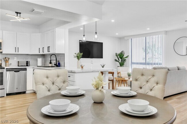 Building Photo - 3930 University Center Dr