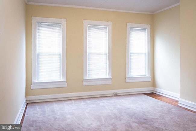 Building Photo - 1302 S Hanover St