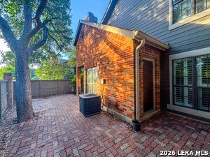 Building Photo - 7 Chapel Hill Cir