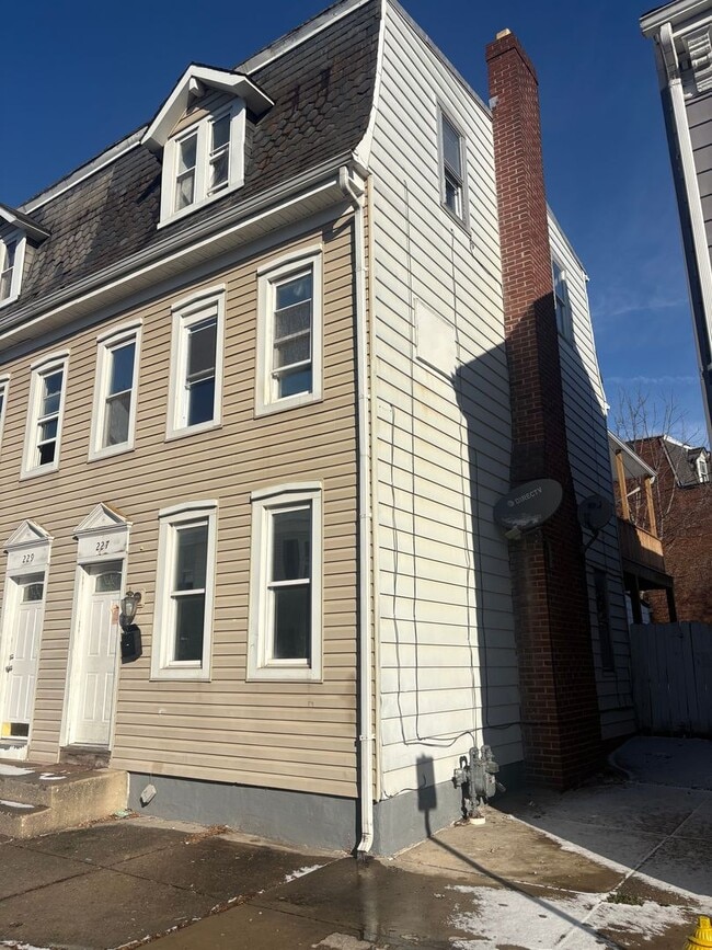 Building Photo - Coming Soon!