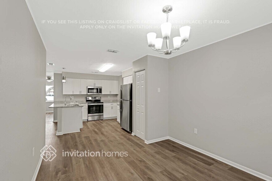 Building Photo - 10419 Keystone St