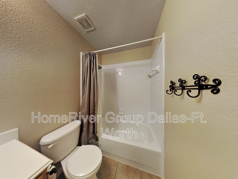 Building Photo - 13358 Roadster Dr