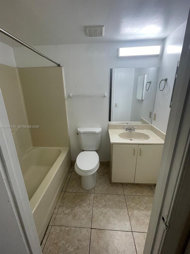Building Photo - 3660 N 56th Ave
