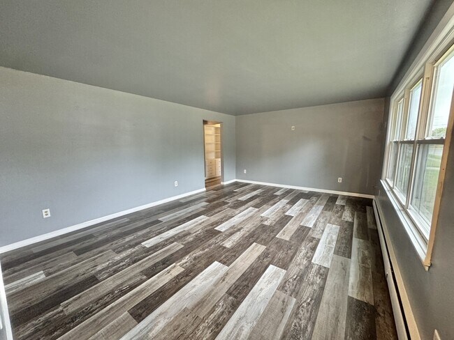 Building Photo - 1491-1493 Harvey St