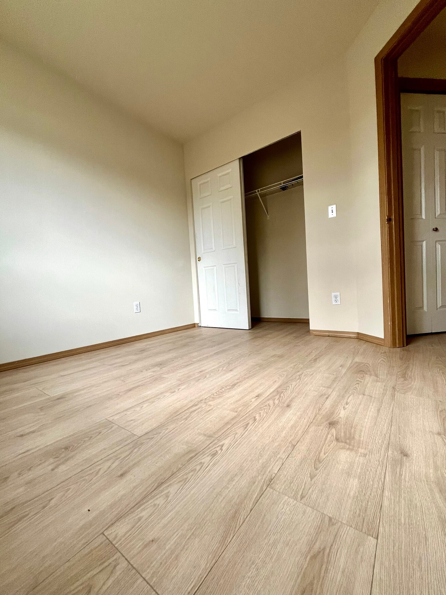 Building Photo - 512 Hazel St