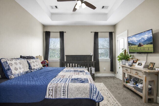 Building Photo - 5417 Texas St