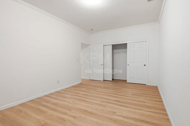 Building Photo - 5956 St Andrews Dr