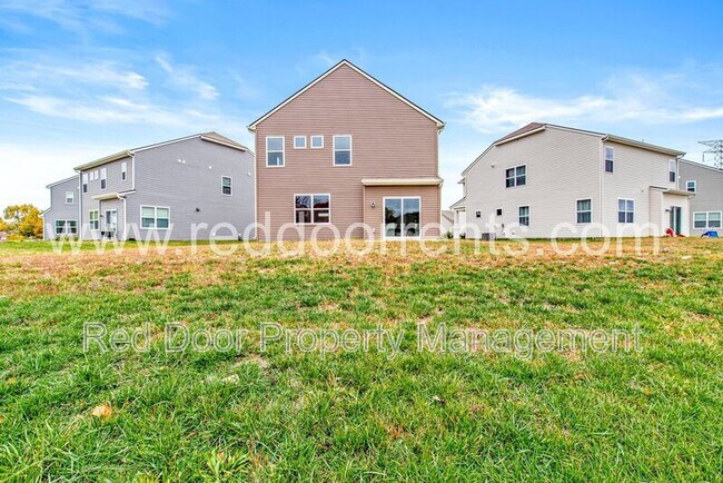 Building Photo - 5218 Triple Crown Wy