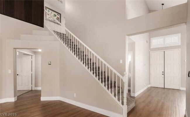 Building Photo - 264 Pointe Ranier Ave