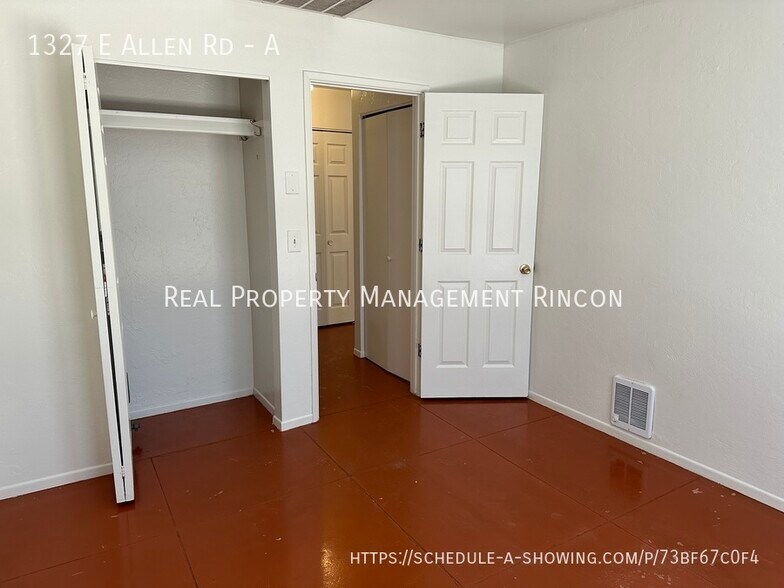 Building Photo - 1327 E Allen Rd