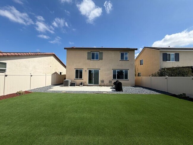Building Photo - 36921 Basalt Ln