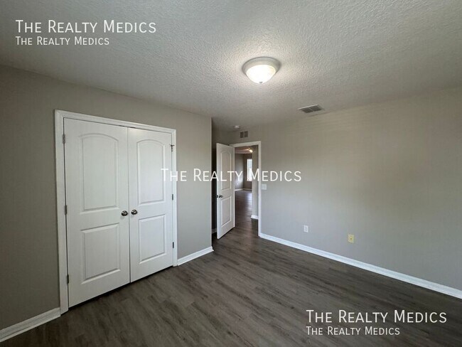 Building Photo - 2148 Ontario Way