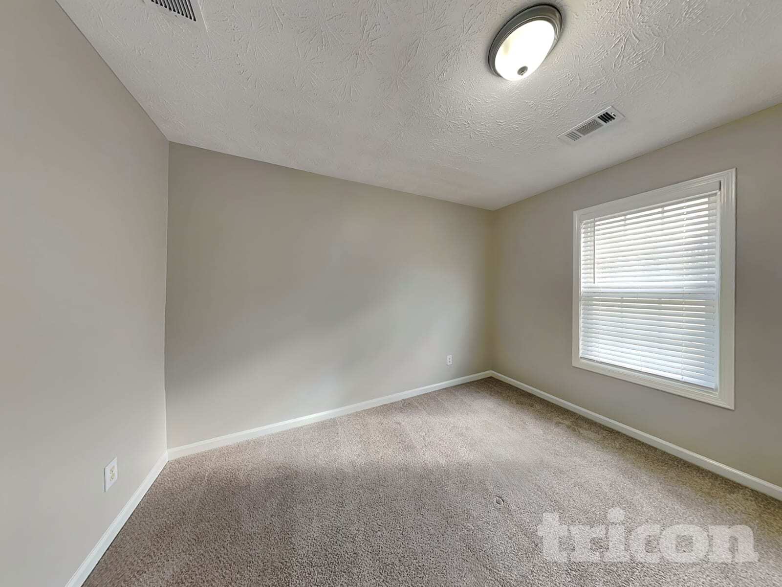 Building Photo - 2725 Archer Way