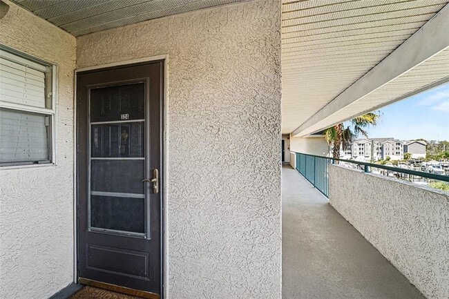 Building Photo - 5567 Sea Forest Dr